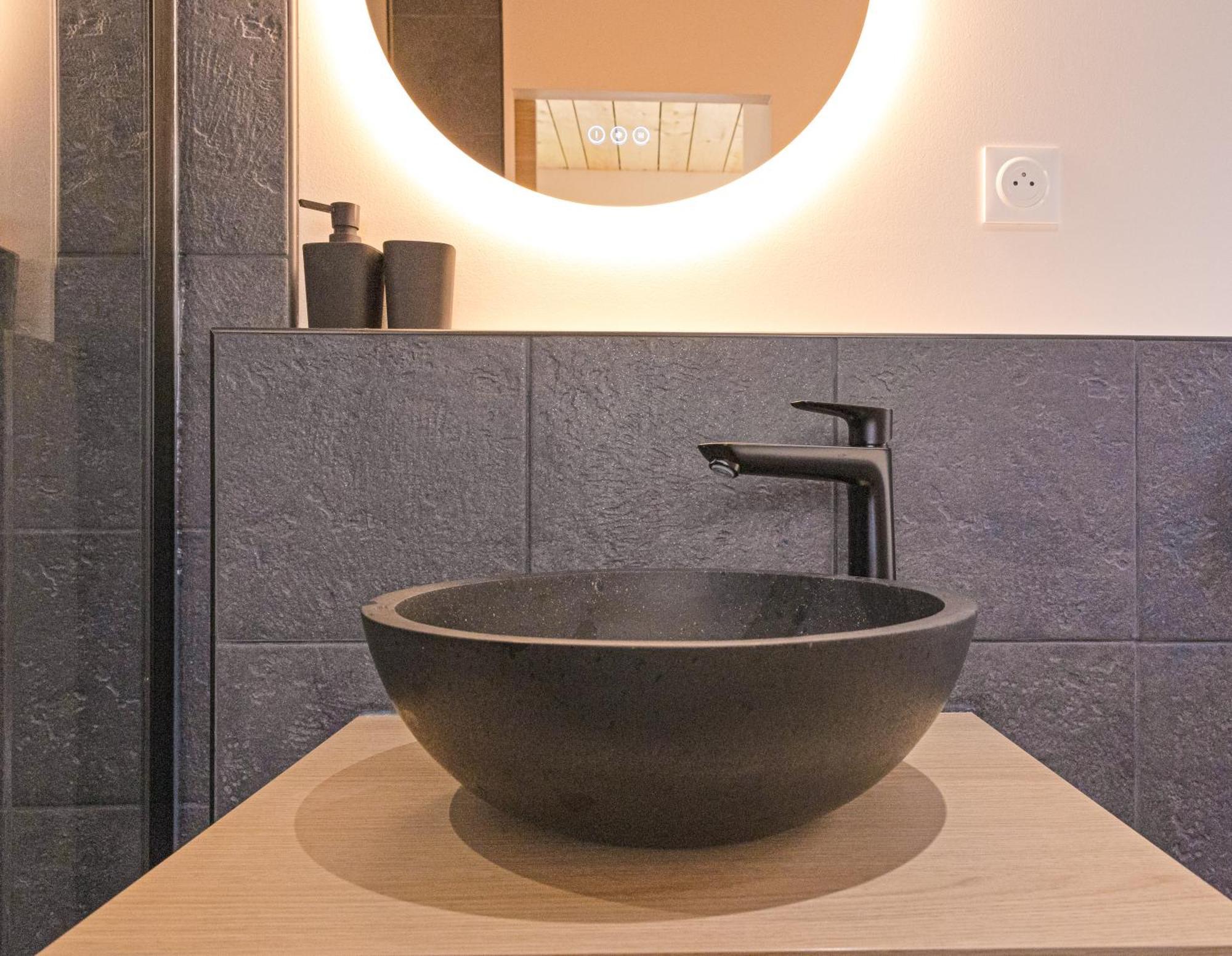 Suite Chalet K - Hyper Centre- Gare Saint-Chamond Ngoại thất bức ảnh
